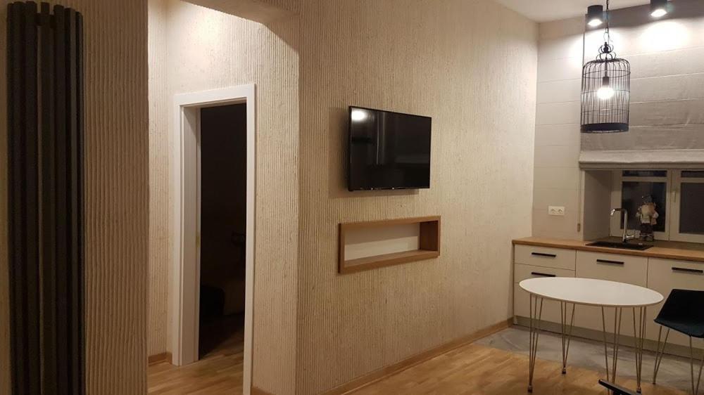 Lviv Wall Street Apt Eksteriør bilde
